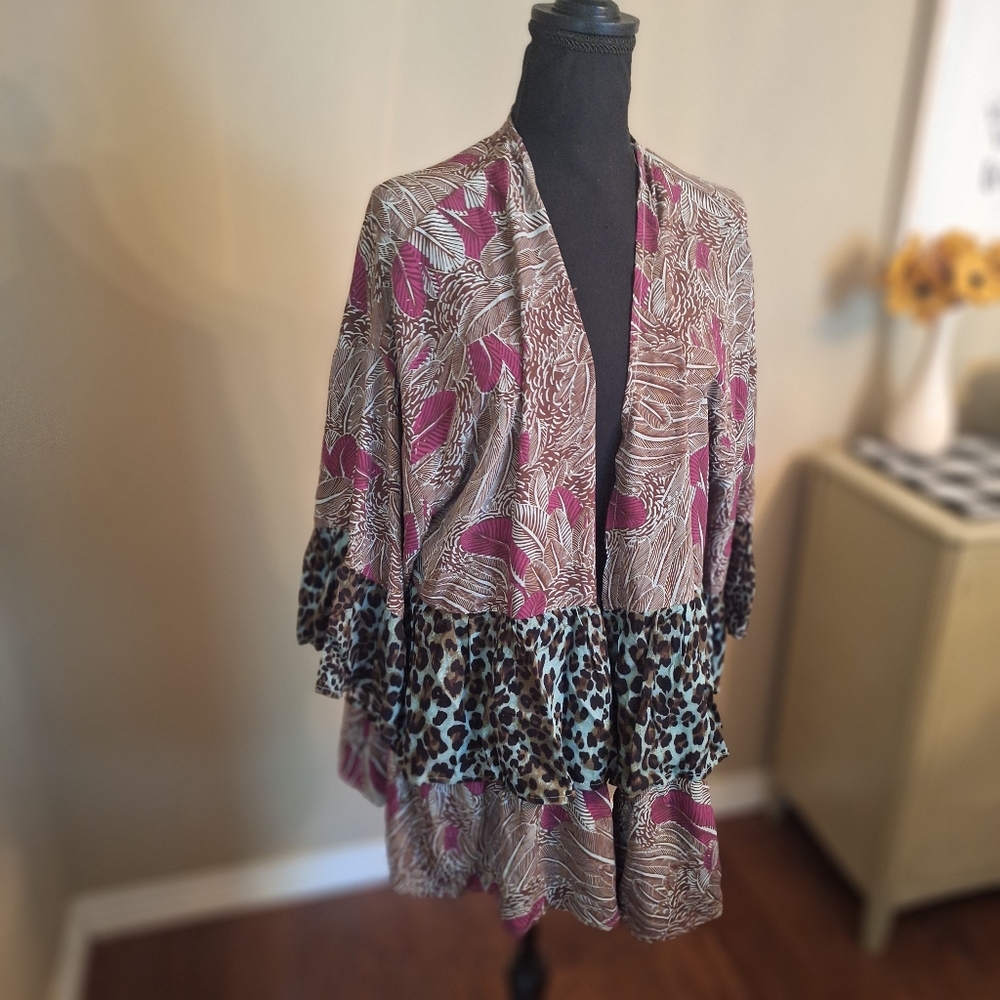 Umgee tiered boho ruffled leopard cardigan Kimono Medium